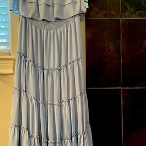 Off the shoulder Beautiful brand new dress perfect for this season